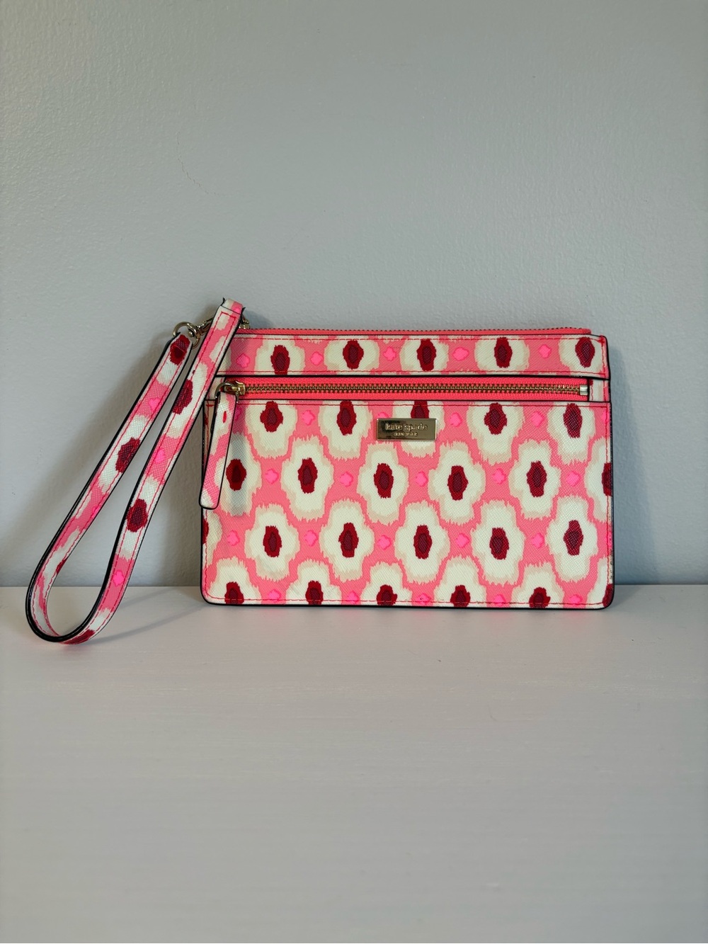 Kate Spade Laurel Way Tinie Wristlet Pink Ikat Printed Wallet Bag Clutch